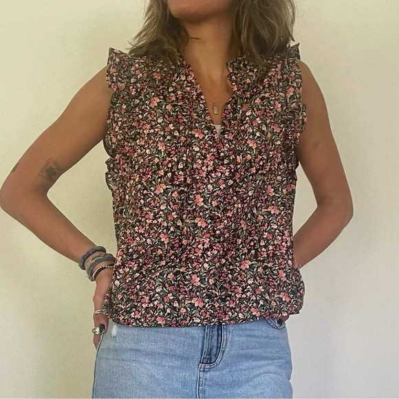 NWT BB Dakota by Steve Madden  Floral ruffle sleeveless blouse sz S 3554 - Picture 3 of 16